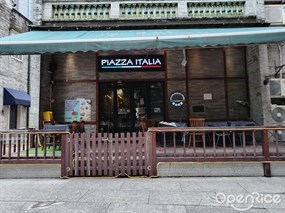 PIAZZA ITALIA